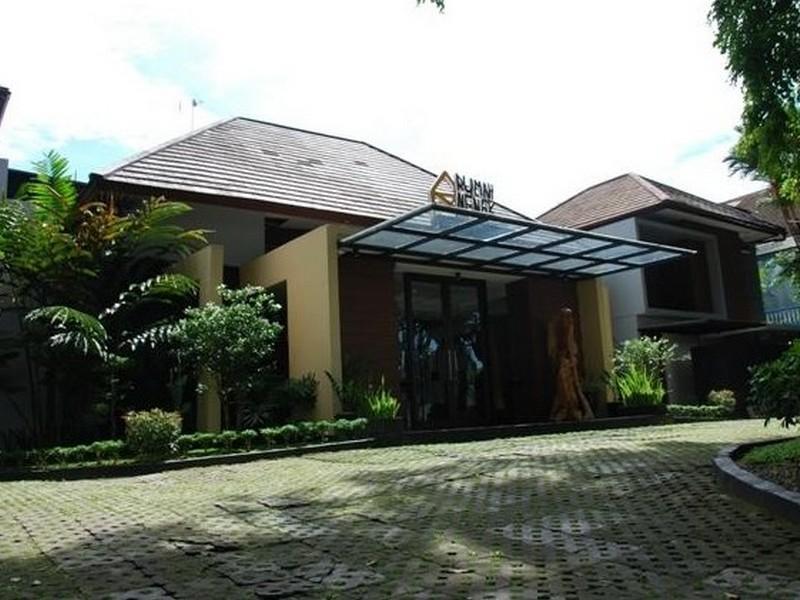 Rumah Nenek Hotel And Restaurant Padang  Bagian luar foto